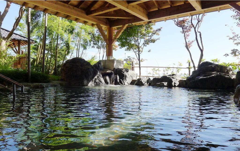 Ishiuchi Yungparunas Hotel Minamiuonuma ภายนอก รูปภาพ